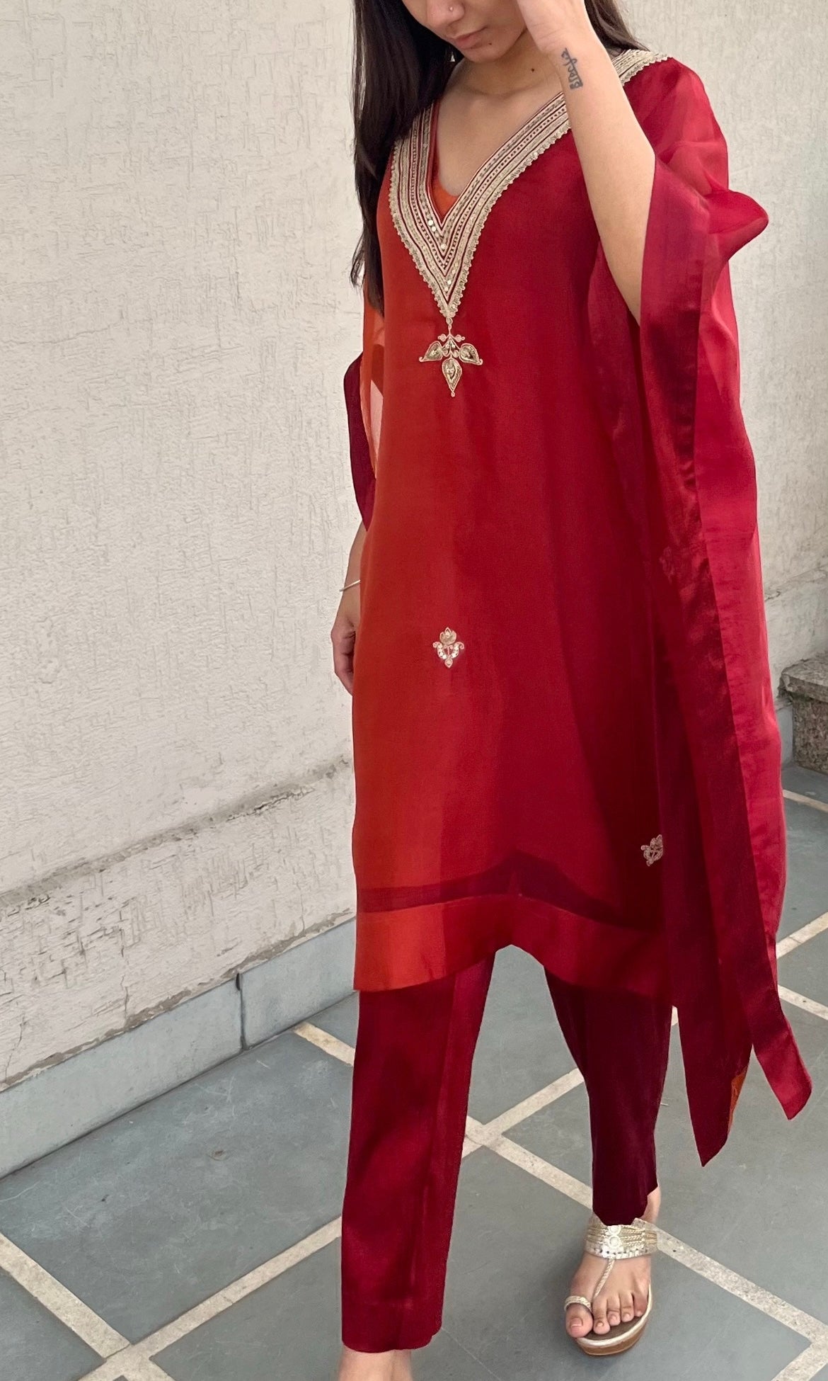 RUBY RED AND RUST ORGANZA KAFTAN