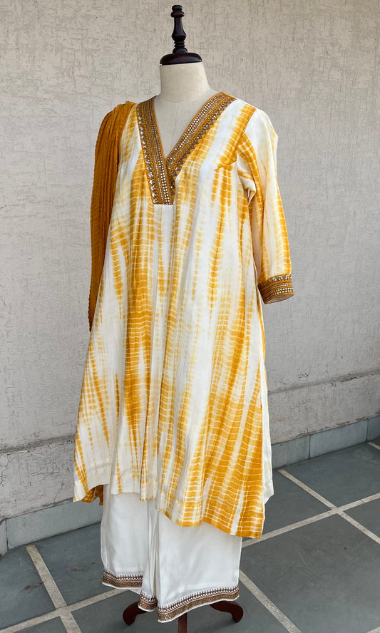 MUSTARD AND OFF WHITE KURTA, PANTS AND DUPATTA SET