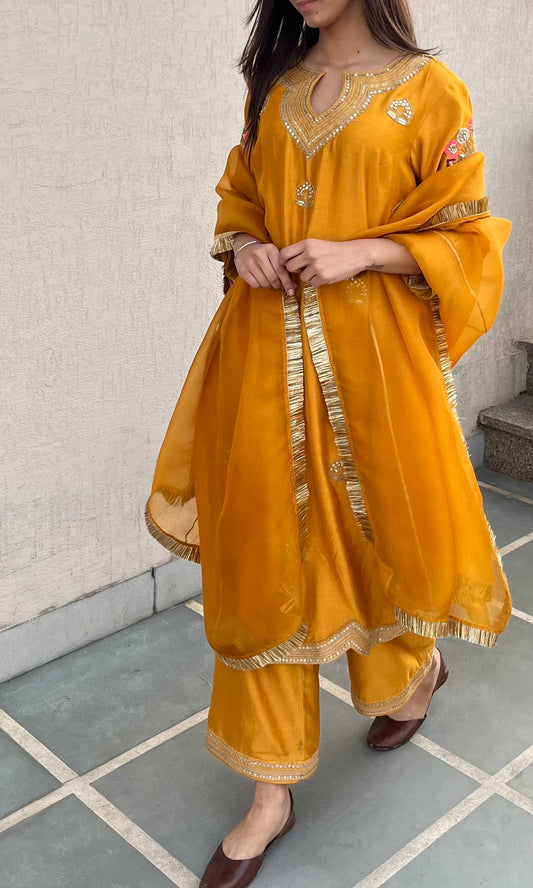 MUSTARD STRAIGHT KURTA, PANTS & DUPATTA SET