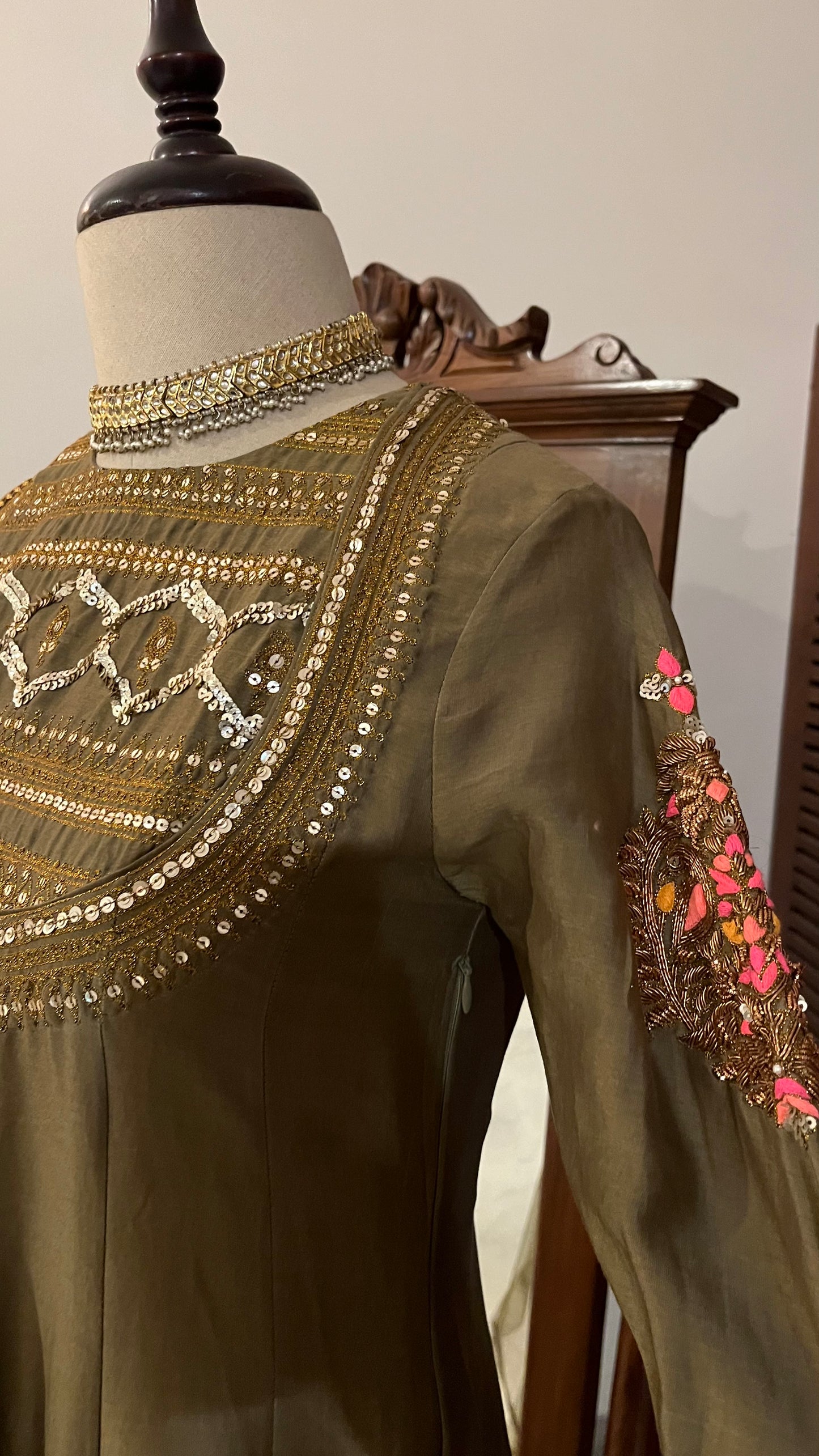 OLIVE KALIDAAR KURTA CHURIDAAR DUPATTA SET