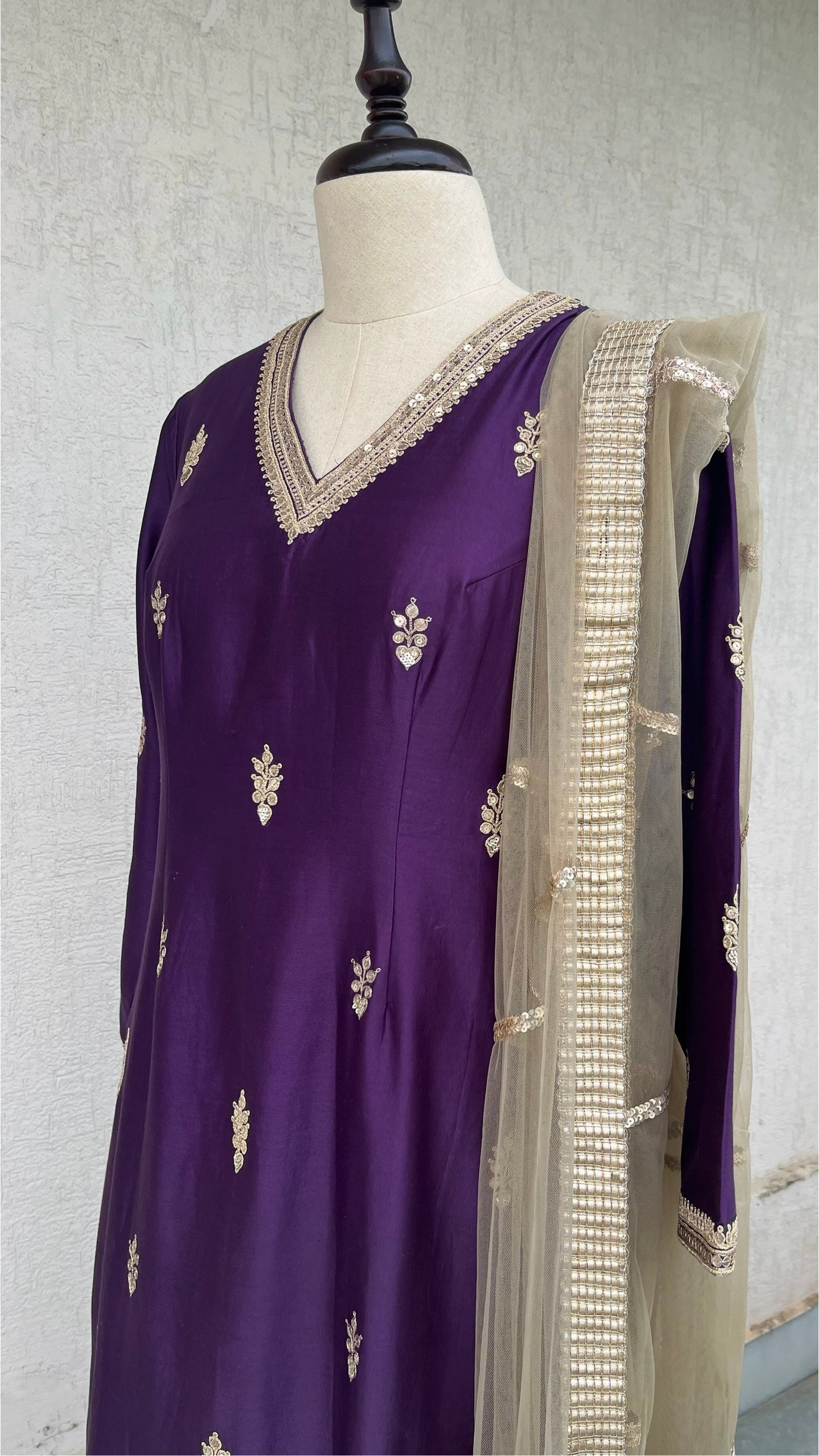 DEEP PURPLE KURTA, SKIRT & DUPATTA SET