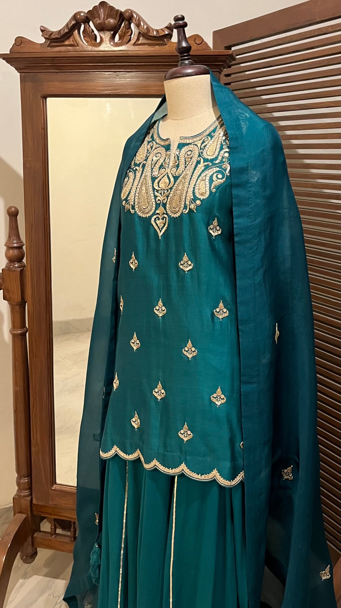 BOTTLE GREEN KURTA, PALAZZO & DUPATTA SET