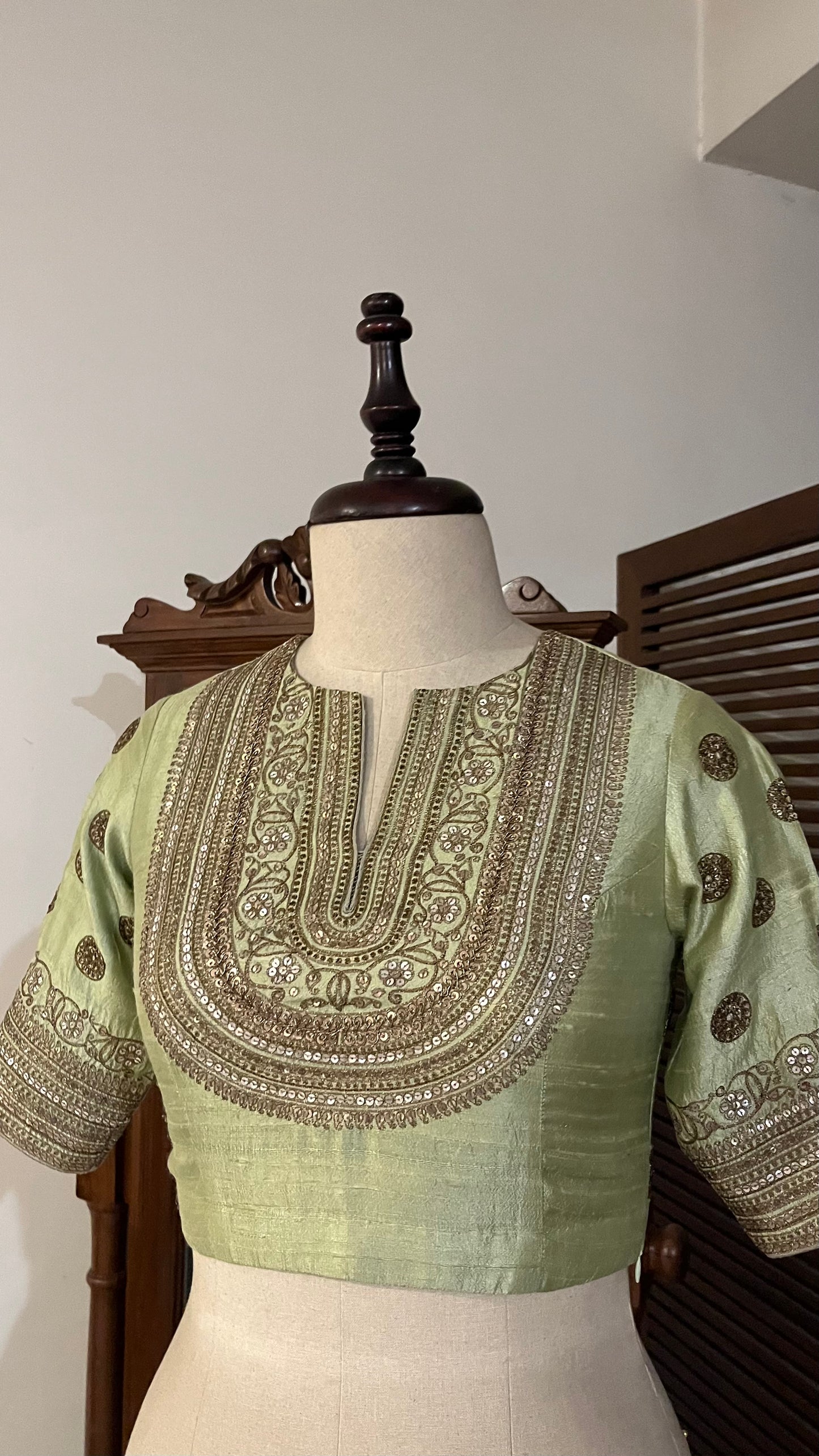 PISTACHIO GREEN BLOUSE