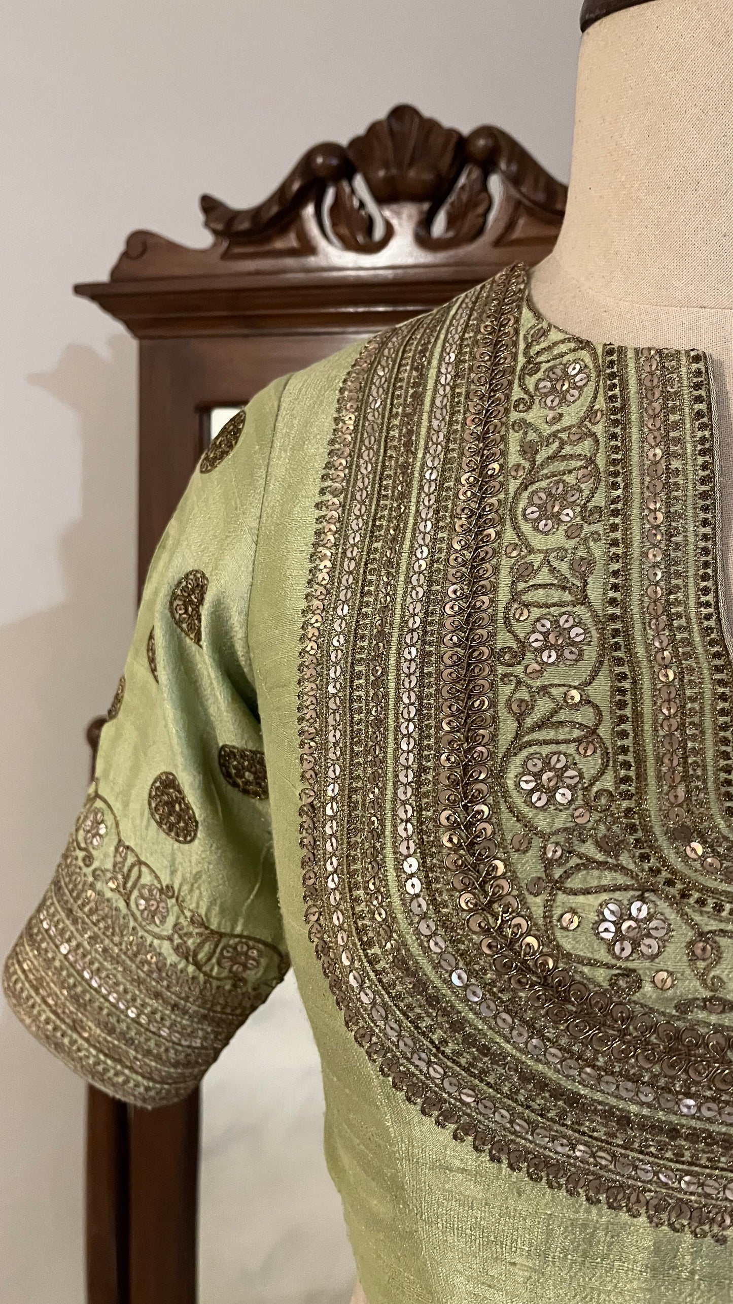 PISTACHIO GREEN BLOUSE