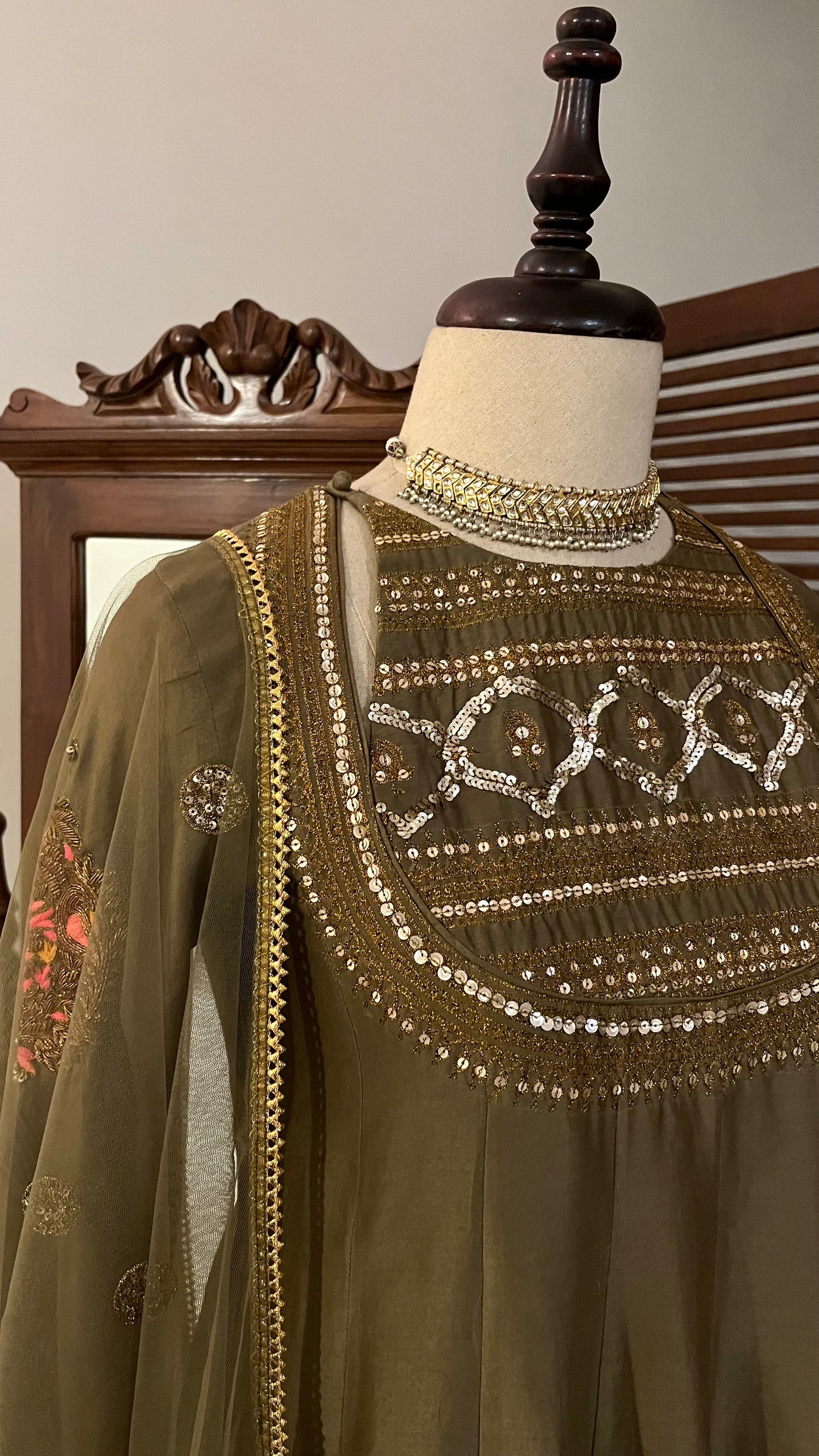 OLIVE KALIDAAR KURTA CHURIDAAR DUPATTA SET
