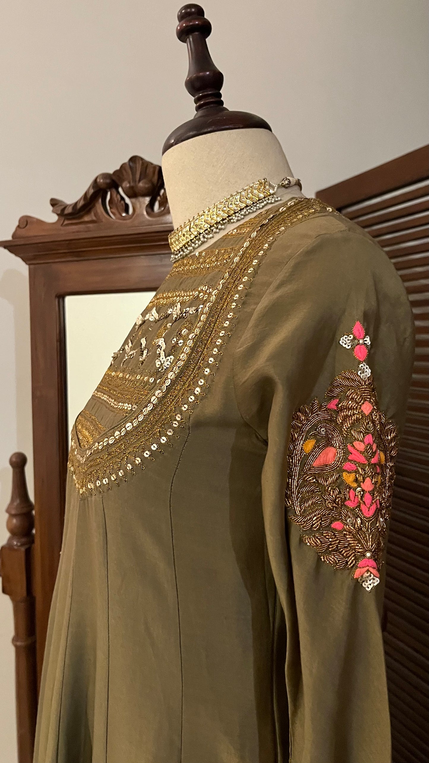 OLIVE KALIDAAR KURTA CHURIDAAR DUPATTA SET