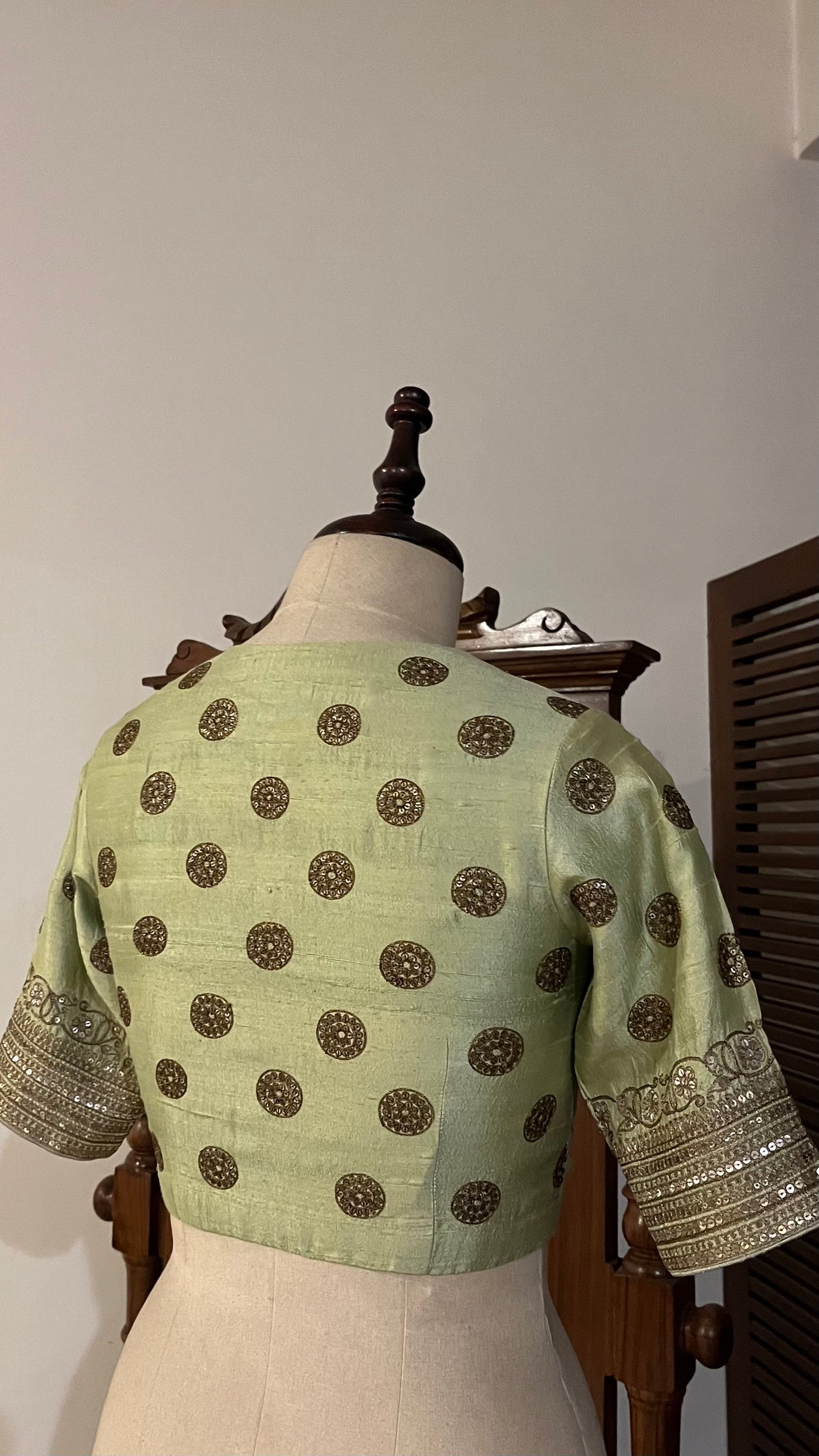 PISTACHIO GREEN BLOUSE