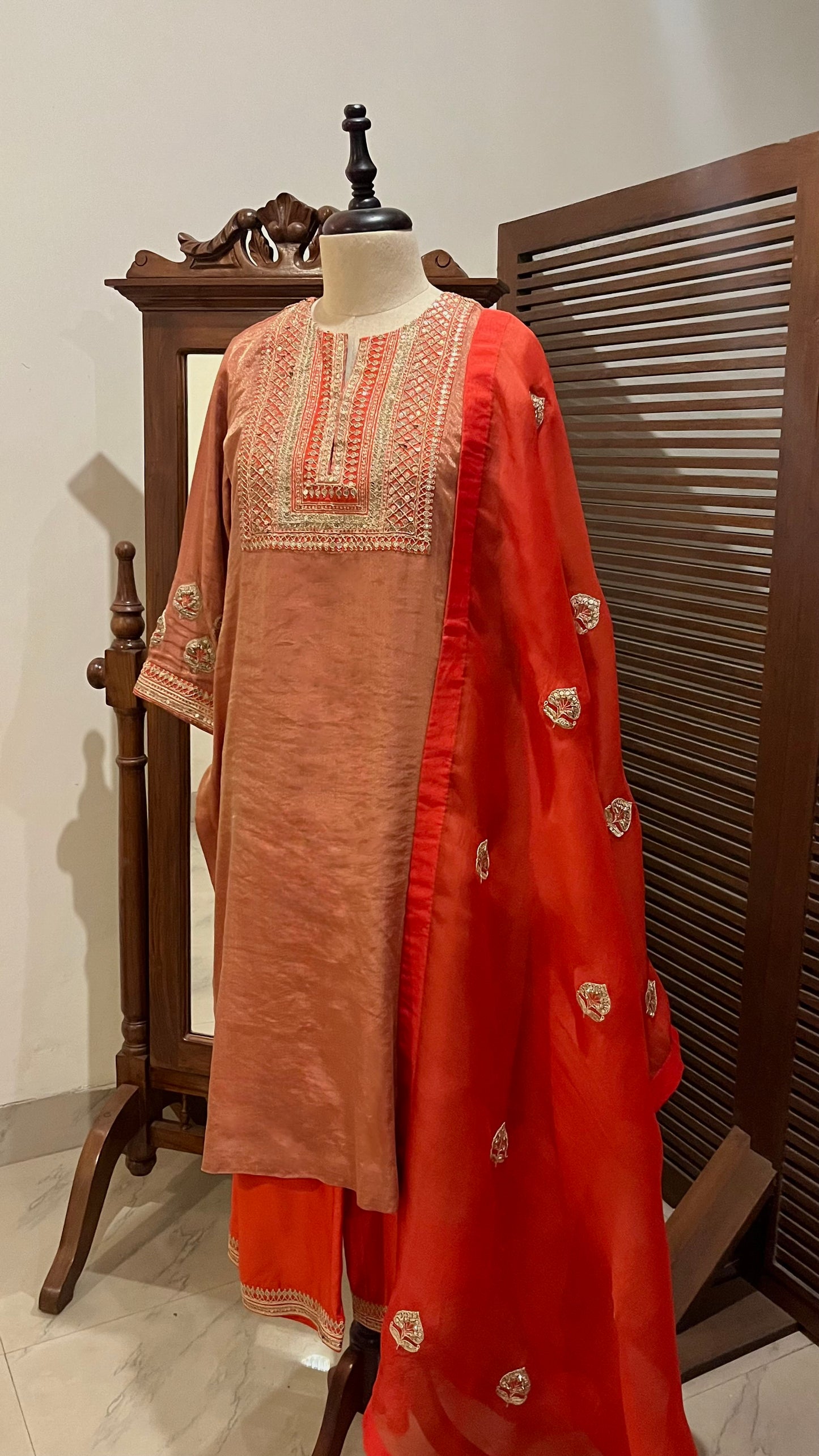 SCARLET SILK TISSUE KURTA SET