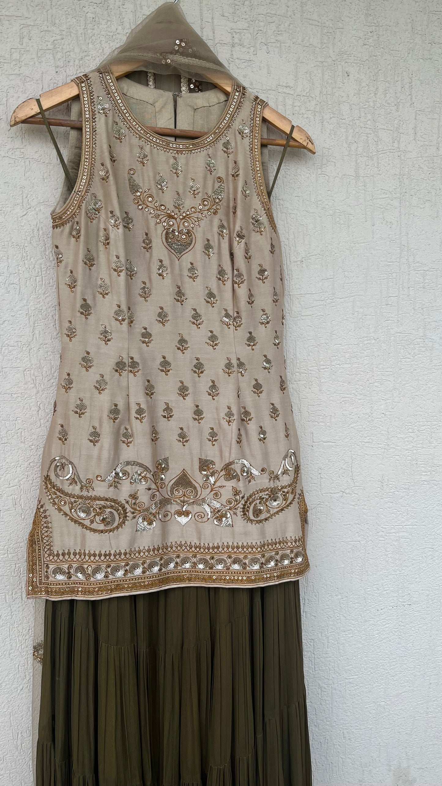CHAMPAGNE KURTA GHARARA AND DUPATTA SET