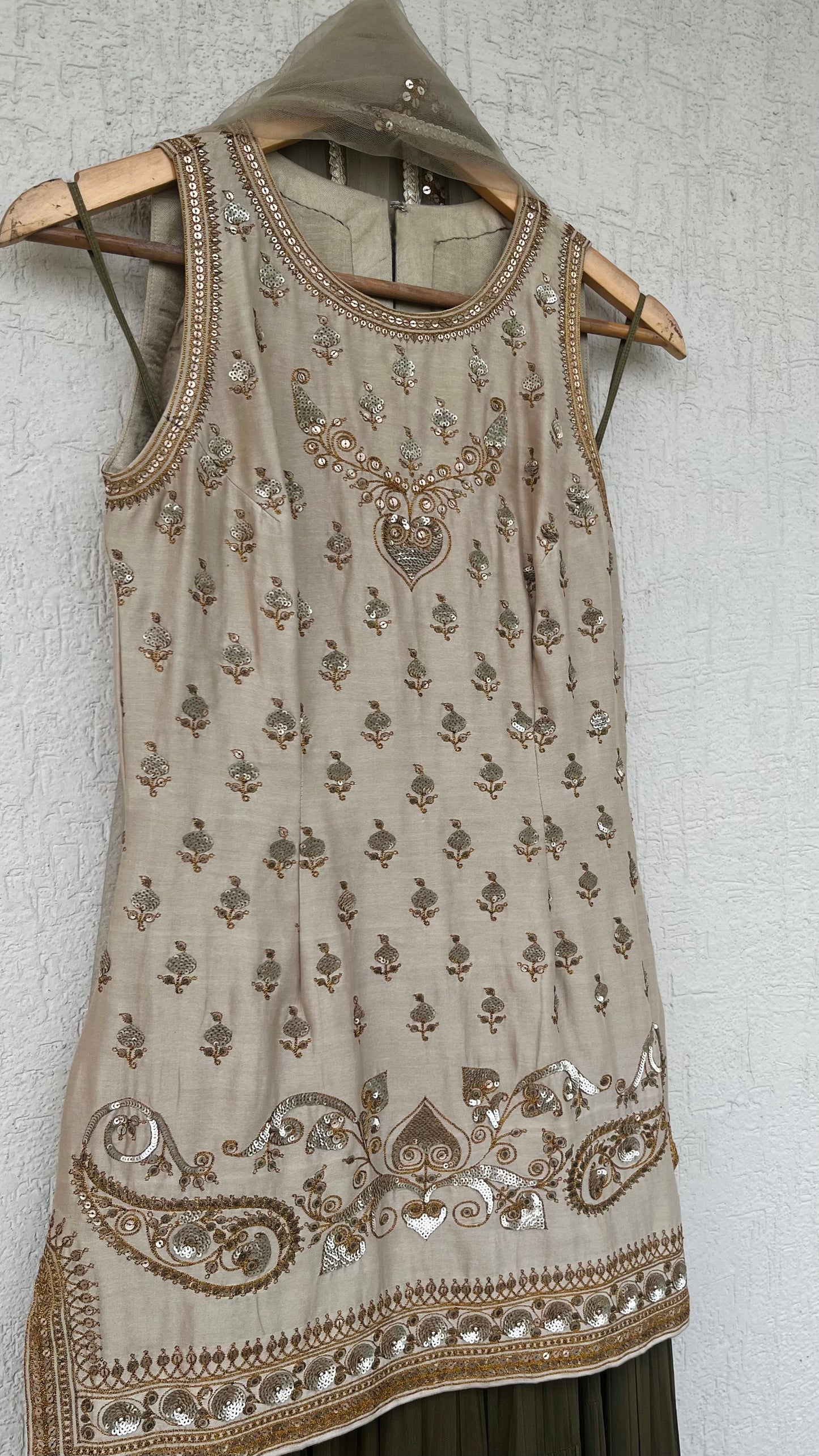 CHAMPAGNE KURTA GHARARA AND DUPATTA SET