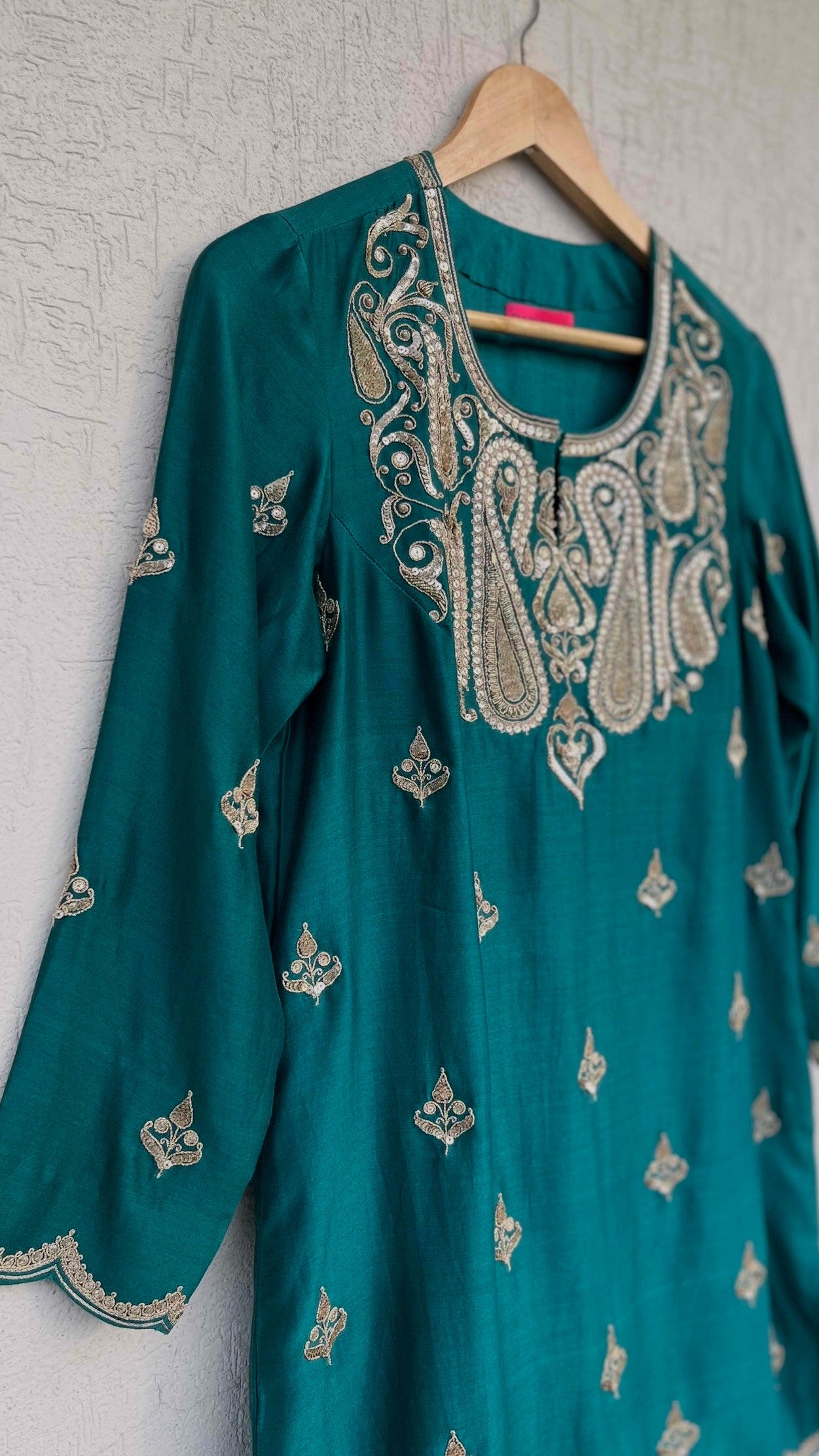 BOTTLE GREEN KURTA AND GHARARA SET