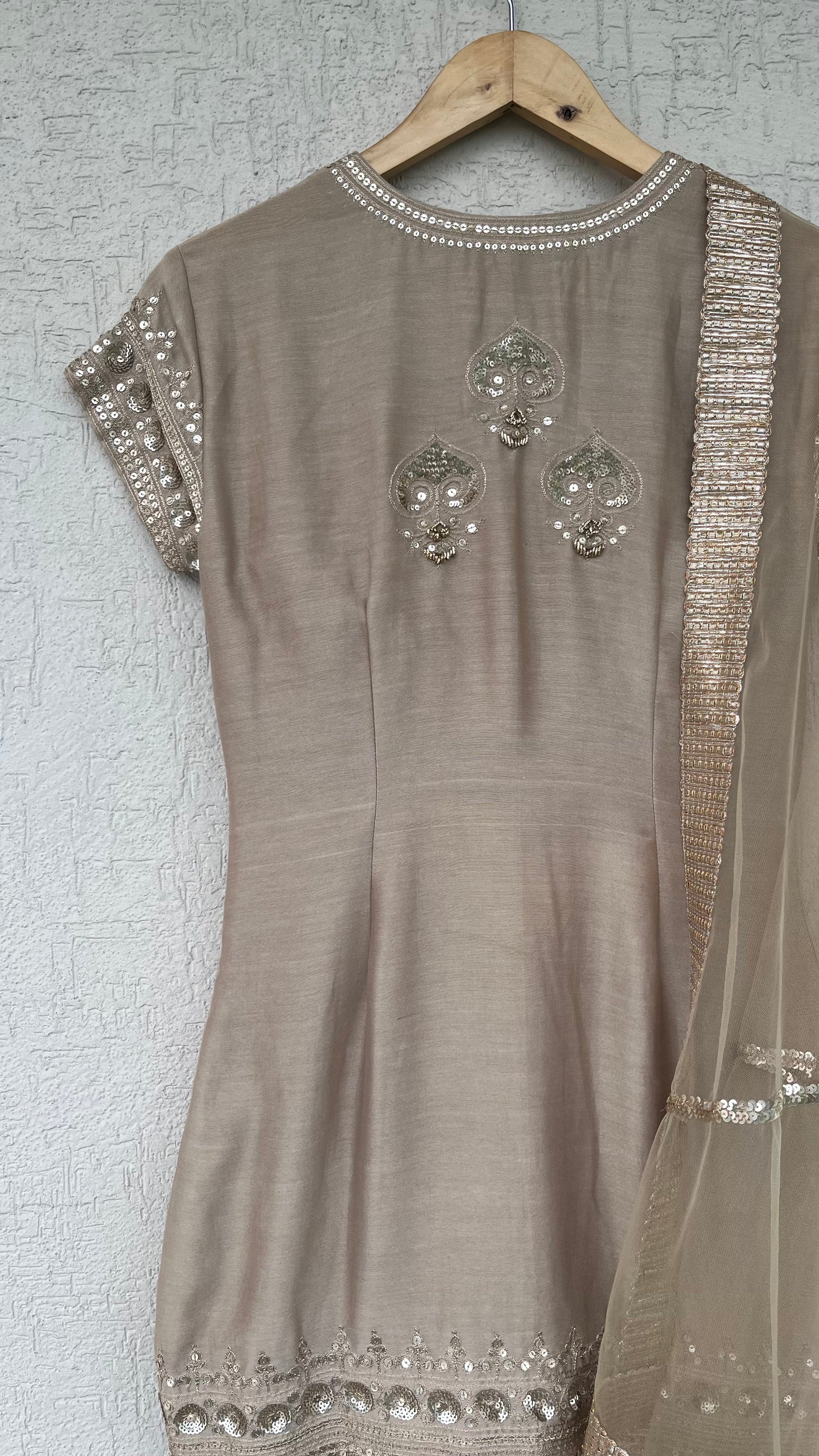 GREY KURTA GHARARA AND DUPATTA SET
