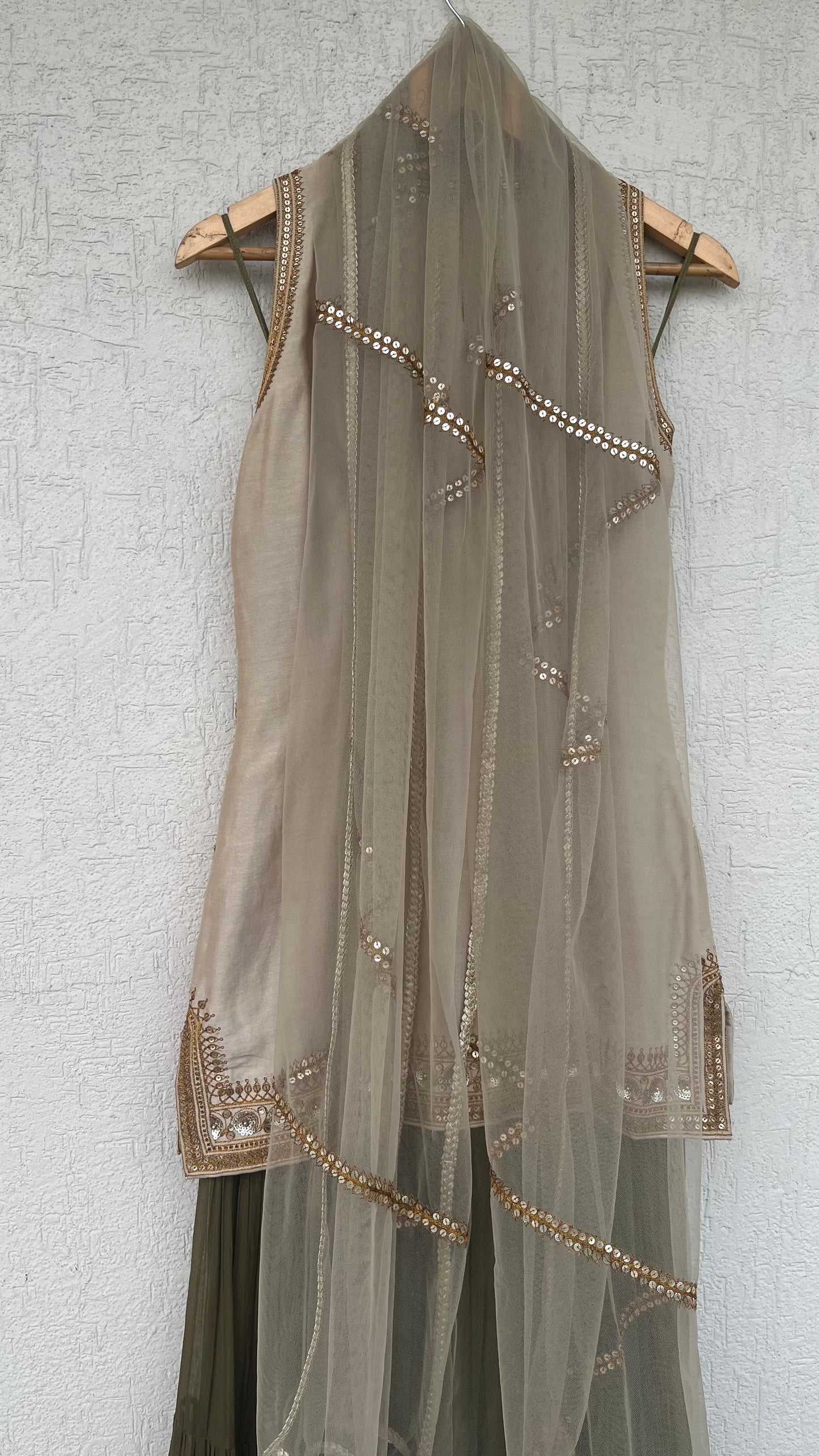 CHAMPAGNE KURTA GHARARA AND DUPATTA SET